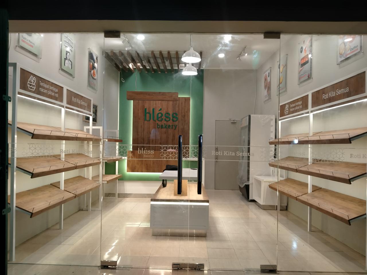 Interior Outlet Bless Bakery