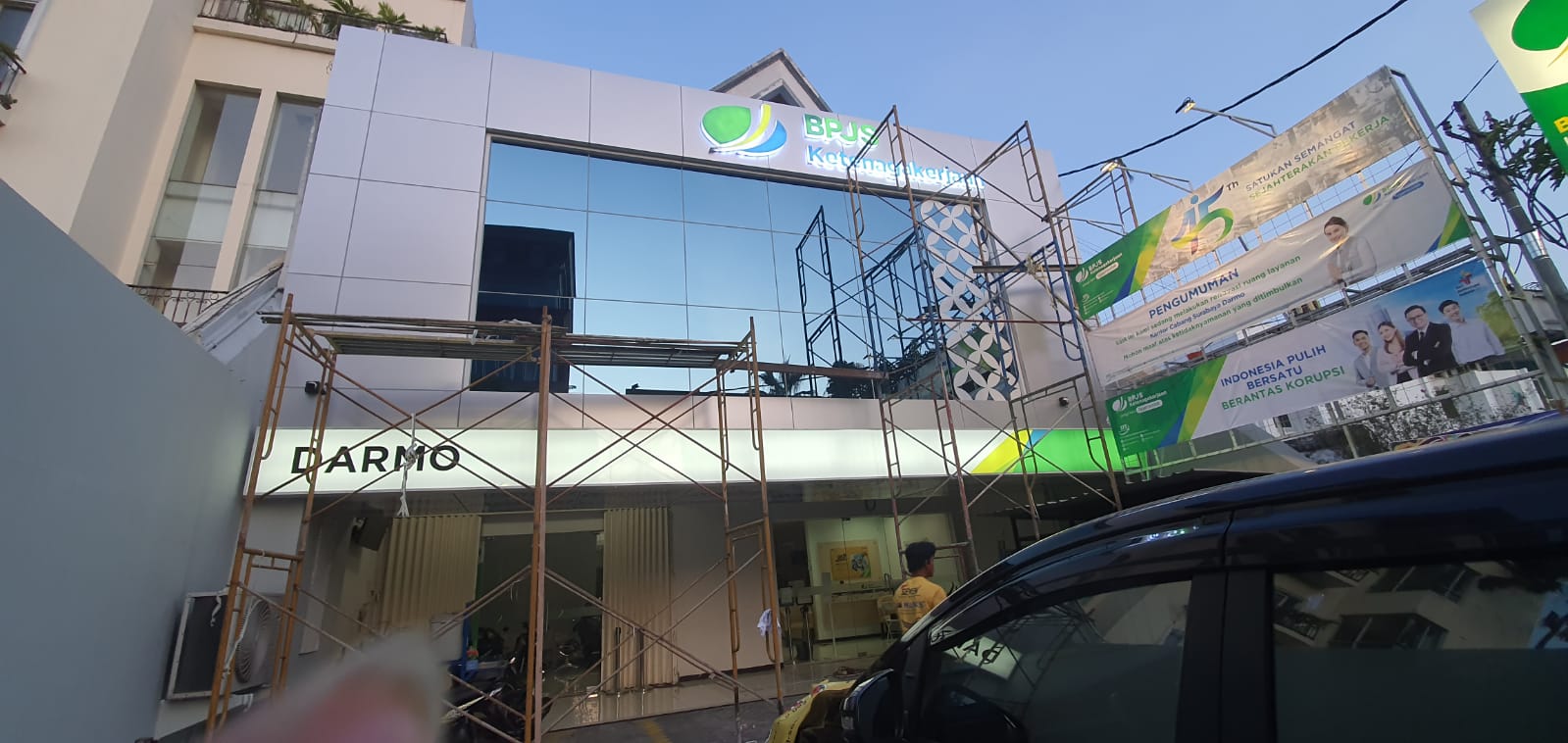 Facade Curtain Wall BPJS Ketenagakerjaan Jatim